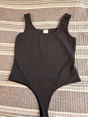 Nwot Francesca’s Womens Large Sleek Bodysuit